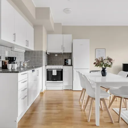 Arctic Penthouse I I Views * Tromso