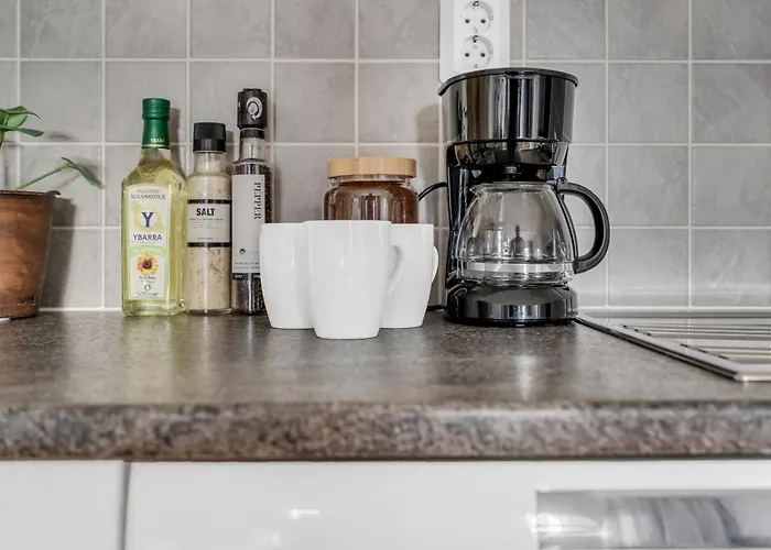 Arctic Penthouse I I Views